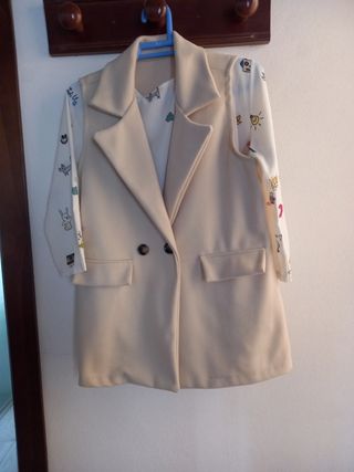 Pack chaleco blazer, blusa de REGALO