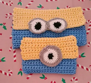 Portafogli piccolo Minions all'uncinetto in cordin