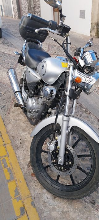 Moto 125