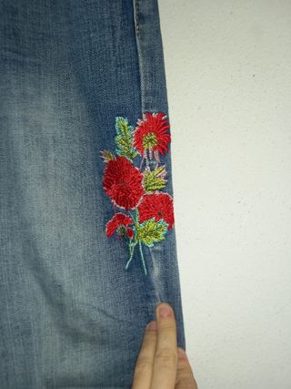 2×1 Chaleco otoño + Vaquero bordado