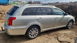 TOYOTA AVENSIS 2005 GASOLINA
