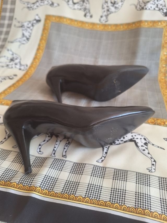 Zapatos salon con tacon