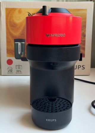 Cafetera Nespresso Vertuo Pop (cápsulas Krups)