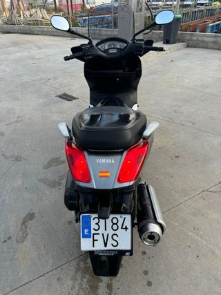 Yamaha xmax 250 se cambia