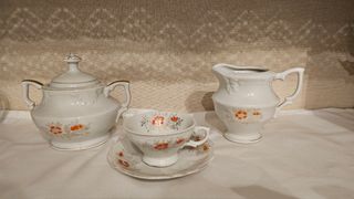 Servizio da caffè con 5 tazzine, teiera