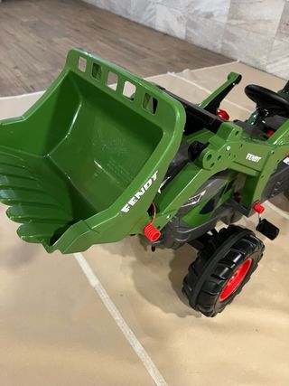 Tractor de pedales 