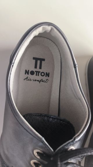 Zapatos cerrados número 41