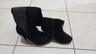 Stivali neri tacco alto e strass