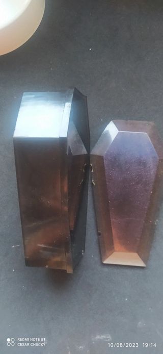 Joyero en forma de ataúd