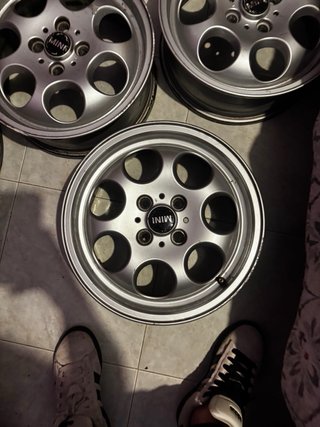 Llantas