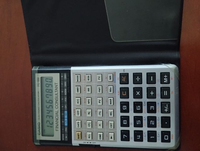 Calculadora Casio FC-100