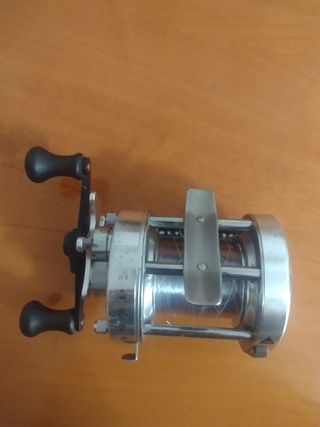 DOS CARRETES PESCA SALMON