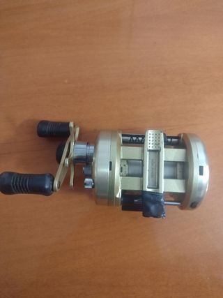 DOS CARRETES PESCA SALMON