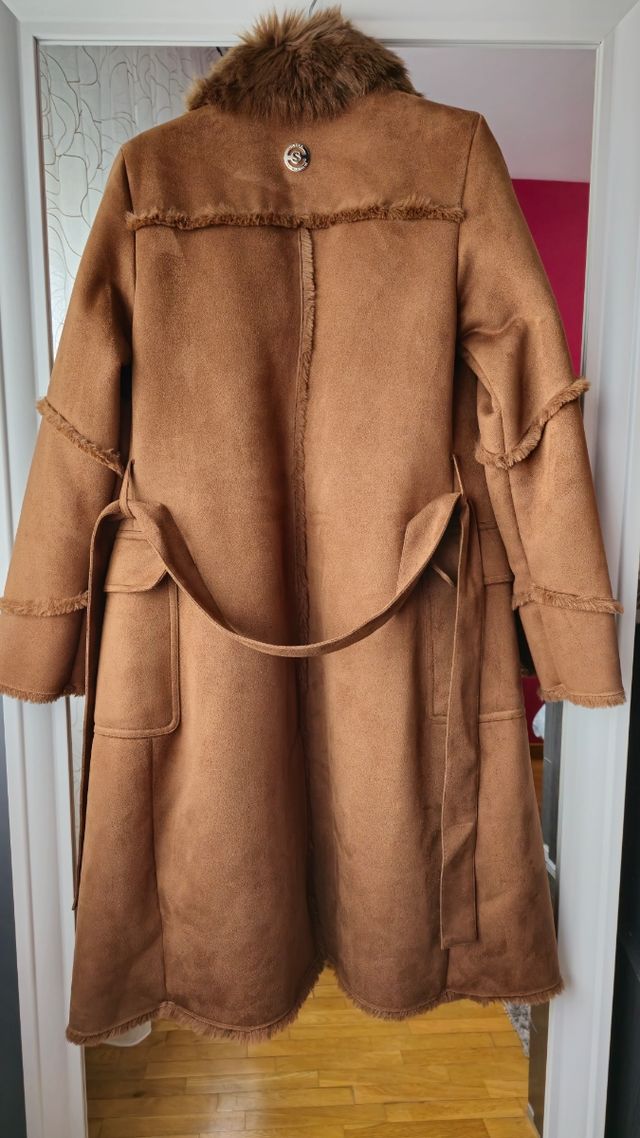 Abrigo doble faz Salsa