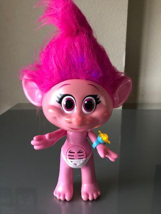 POPPY TROLL HASBRO PARLANCHIN CON LUCES