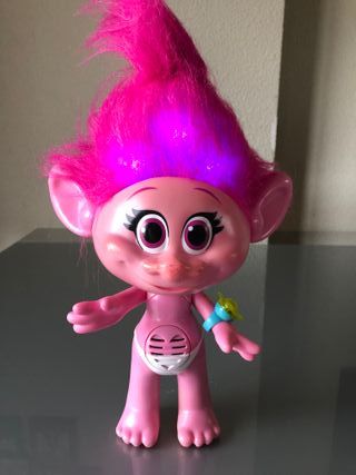 POPPY TROLL HASBRO PARLANCHIN CON LUCES