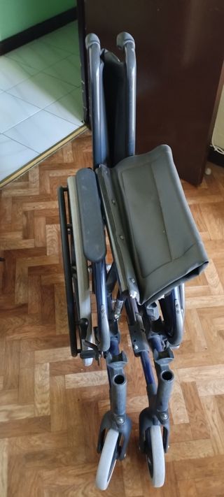 SILLA DE RUEDAS