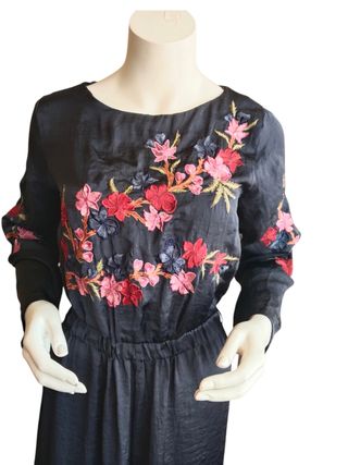 Mono Social Elegante.