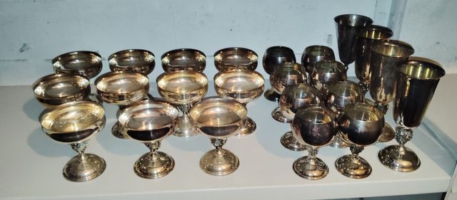 Vajilla vintage VALERO((nueva))