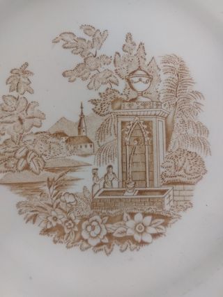 Antiguo plato Royal China Vigo
