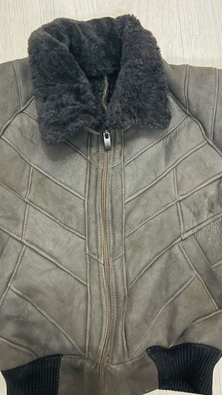 Chaqueta de piel nińo 5-6 ańos