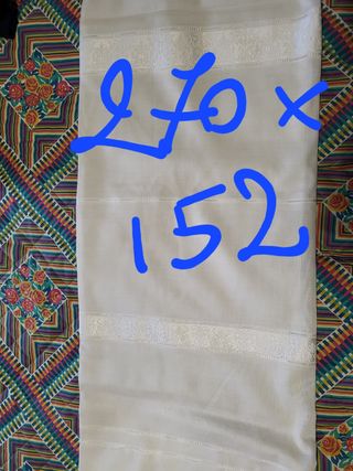 Tenda lunga bianca 
