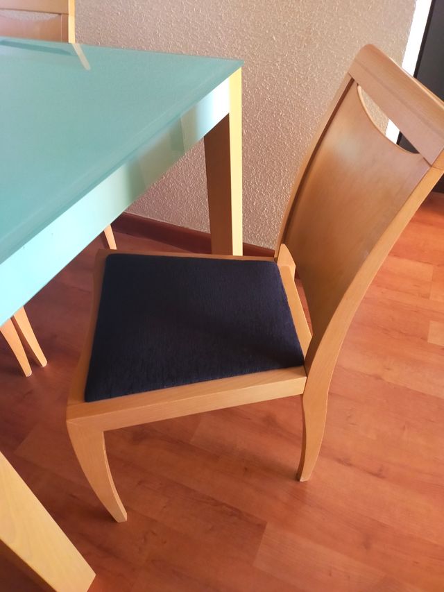 Mesa comedor y sillas