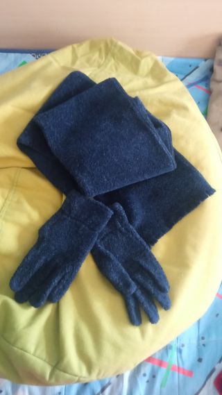 Guantes y bufanda polar