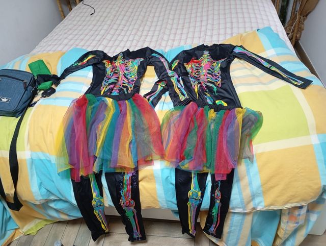 Disfraz calavera niña sin usar