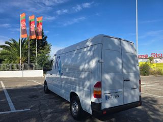 Mercedes-Benz Sprinter 2000
