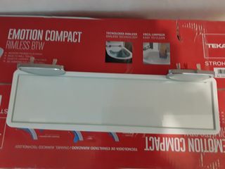 Espejo de baño y repisa