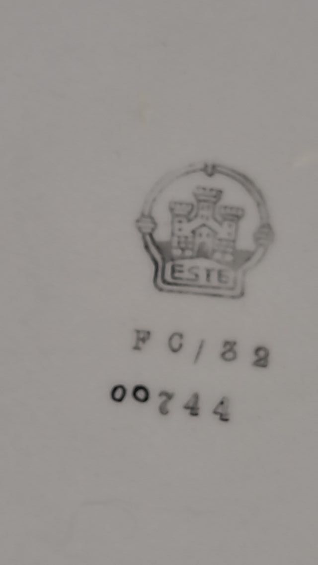 Teiera bianca Este numerata