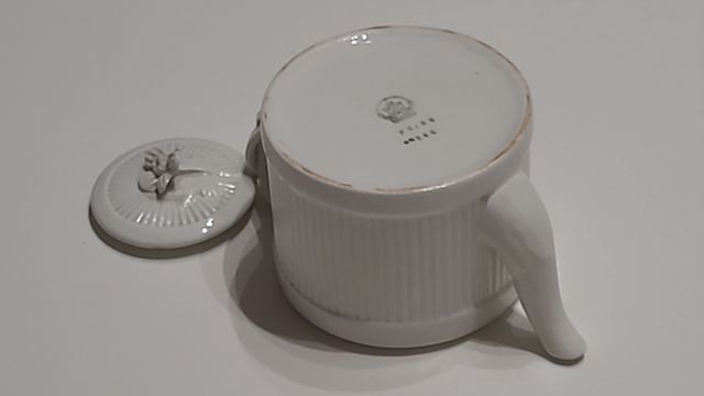 Teiera bianca Este numerata