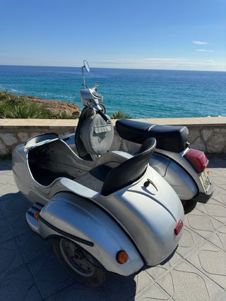 Vespa con Sidecar - Funciona perfecta - ITV al día