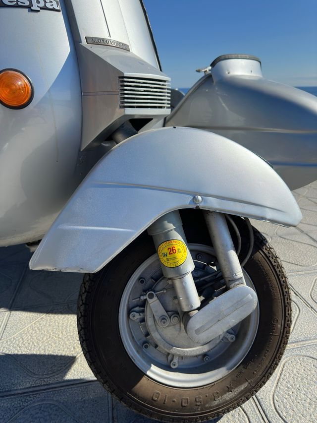 Vespa con Sidecar - Funciona perfecta - ITV al día