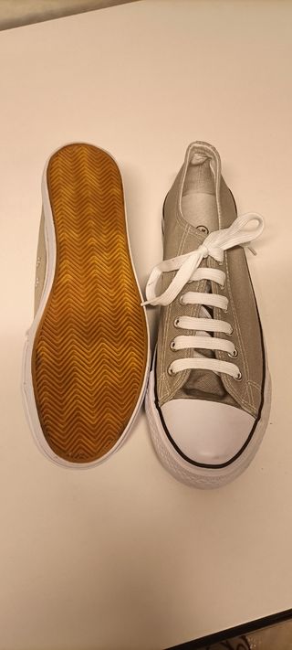 Zapatillas- deportivas-bambas- cordones