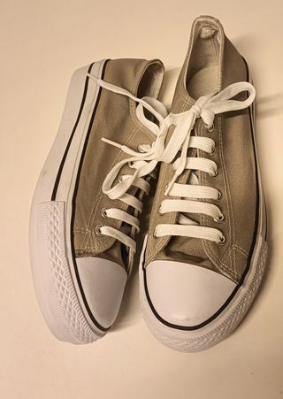 Zapatillas- deportivas-bambas- cordones