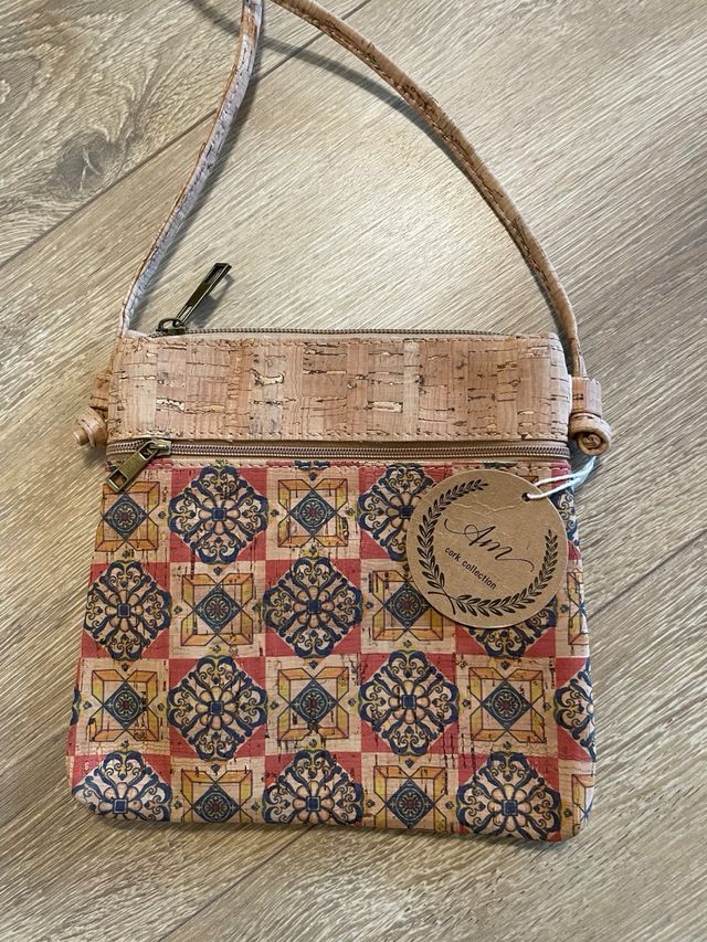 Bolso sin estrenar 100% corcho