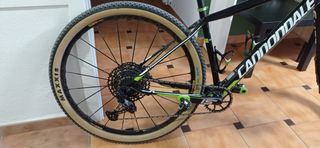 Bicicleta de montaña cannondale fis2 carbono