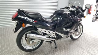 SUZUKI GSX 750 F 1989