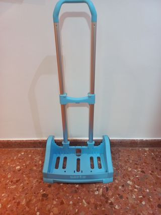 Carro porta mochilas safta azul o rosa.