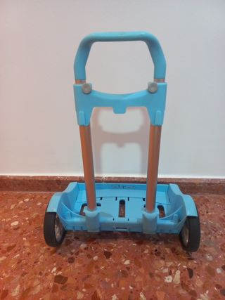 Carro porta mochilas safta azul o rosa.