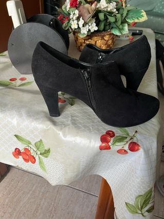 Botines negros Marypaz