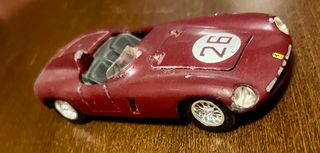 Lotto di n. 3 modellini vintage Ferrari