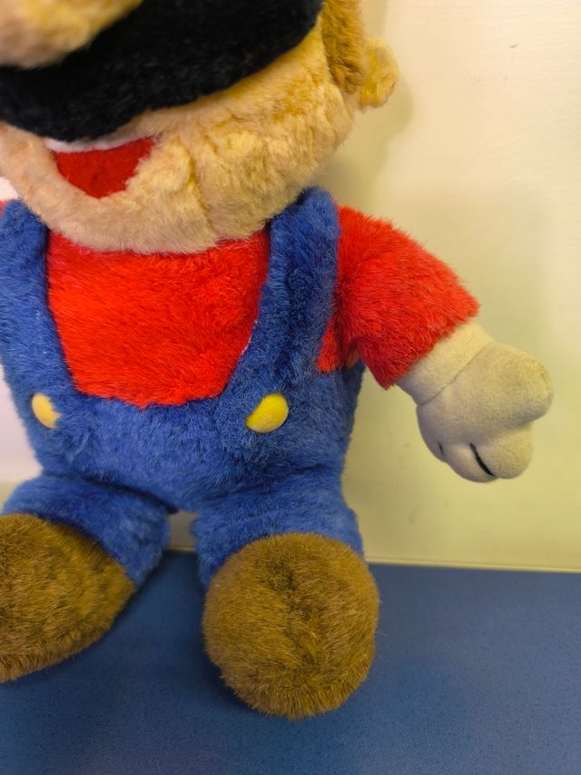 Super Mario Raro Vintage Peluche (Nintendo 80)