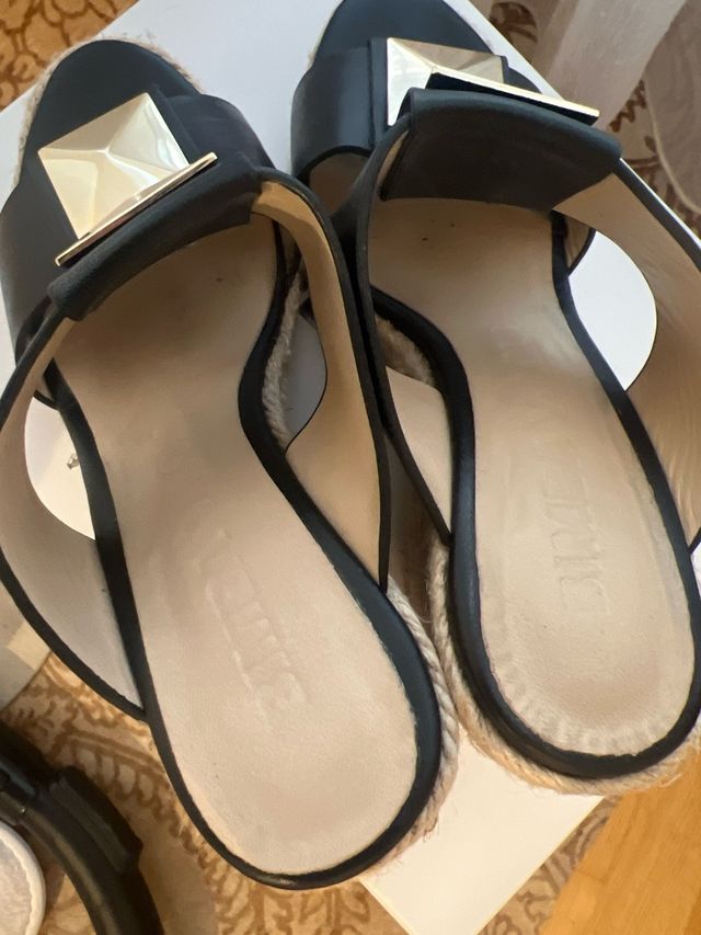 Sandalias cuña Bimba y Lola