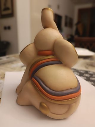 Elefante in Thun con Fiore-di 17 Cm