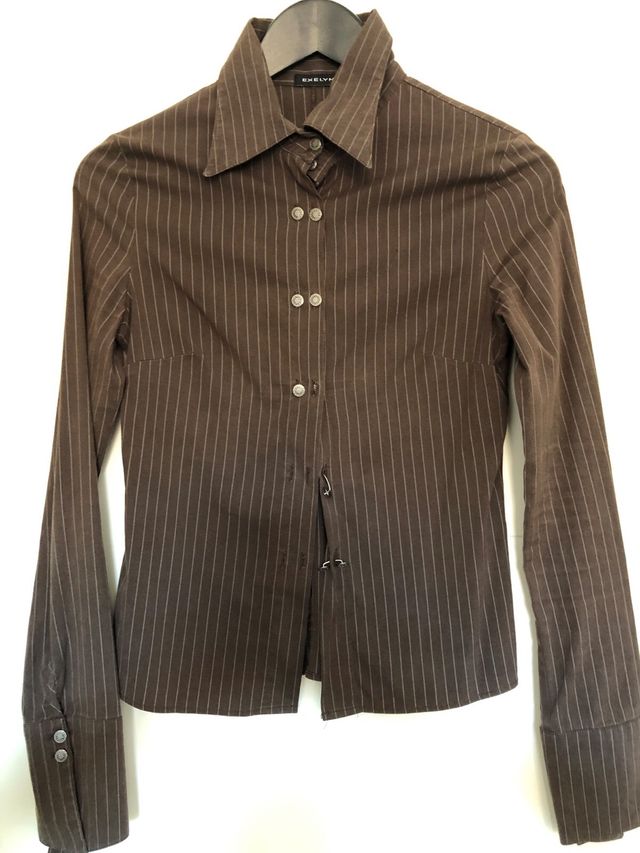 Abito gessato marrone camicia/gonna