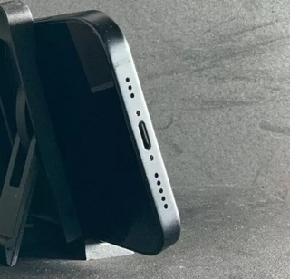 ➤ iPhone 12 - 64 GB - negro