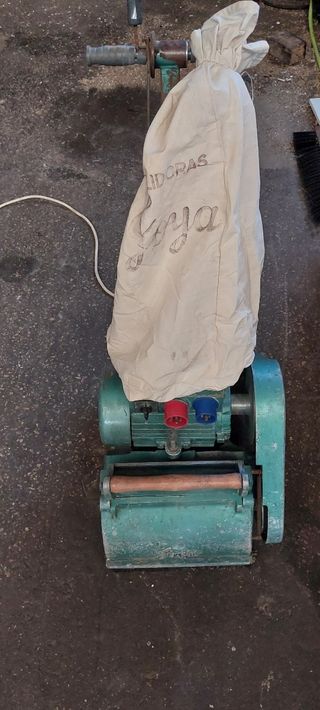 Lijadora,acuchilladora de parquet Joya 300